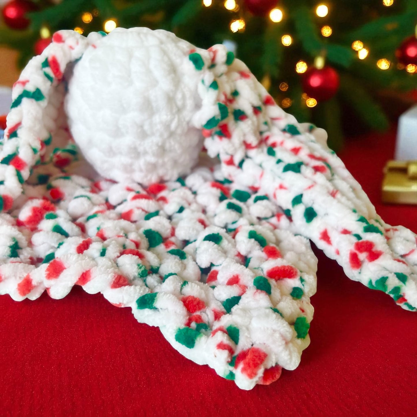 Christmas Snuggle Bunny – Festive Chenille Plush Comforter for Babies