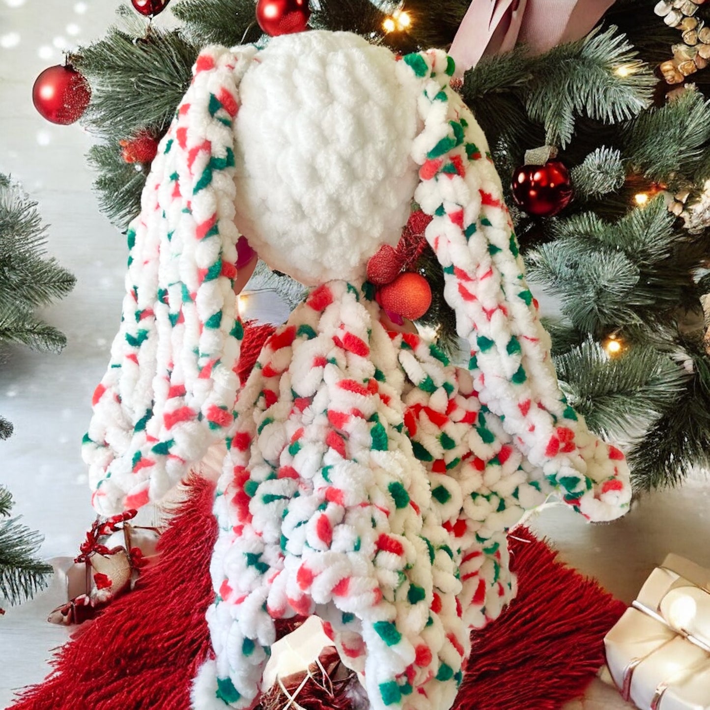Christmas Snuggle Bunny – Festive Chenille Plush Comforter for Babies