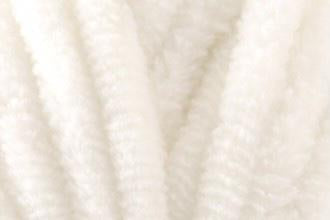 Classic white chenille toddler blanket, hand-knitted with a thick, soft texture—perfect for stroller rides, toddler beds, or nap time.