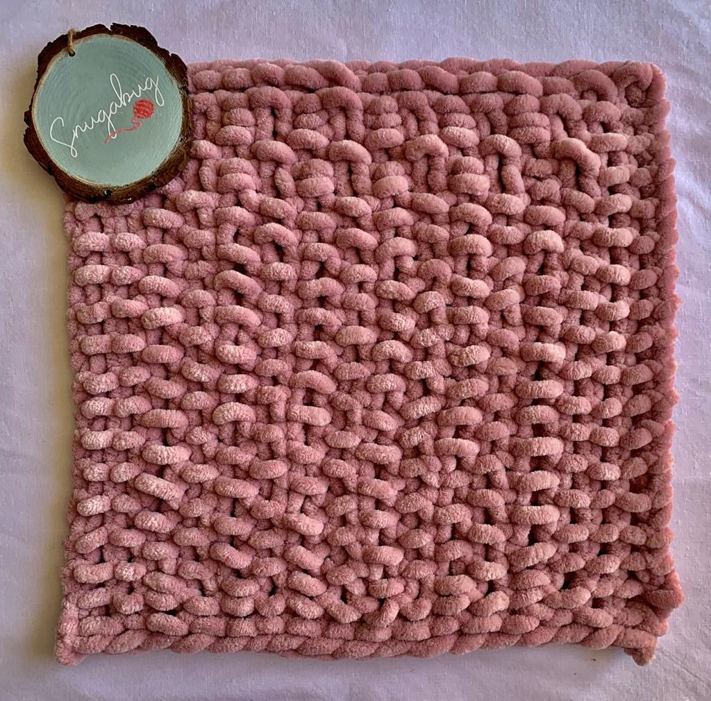 XL Snuggle Square WITHOUT Dummy Loop | Super Chunky Knit Velvet Chenille