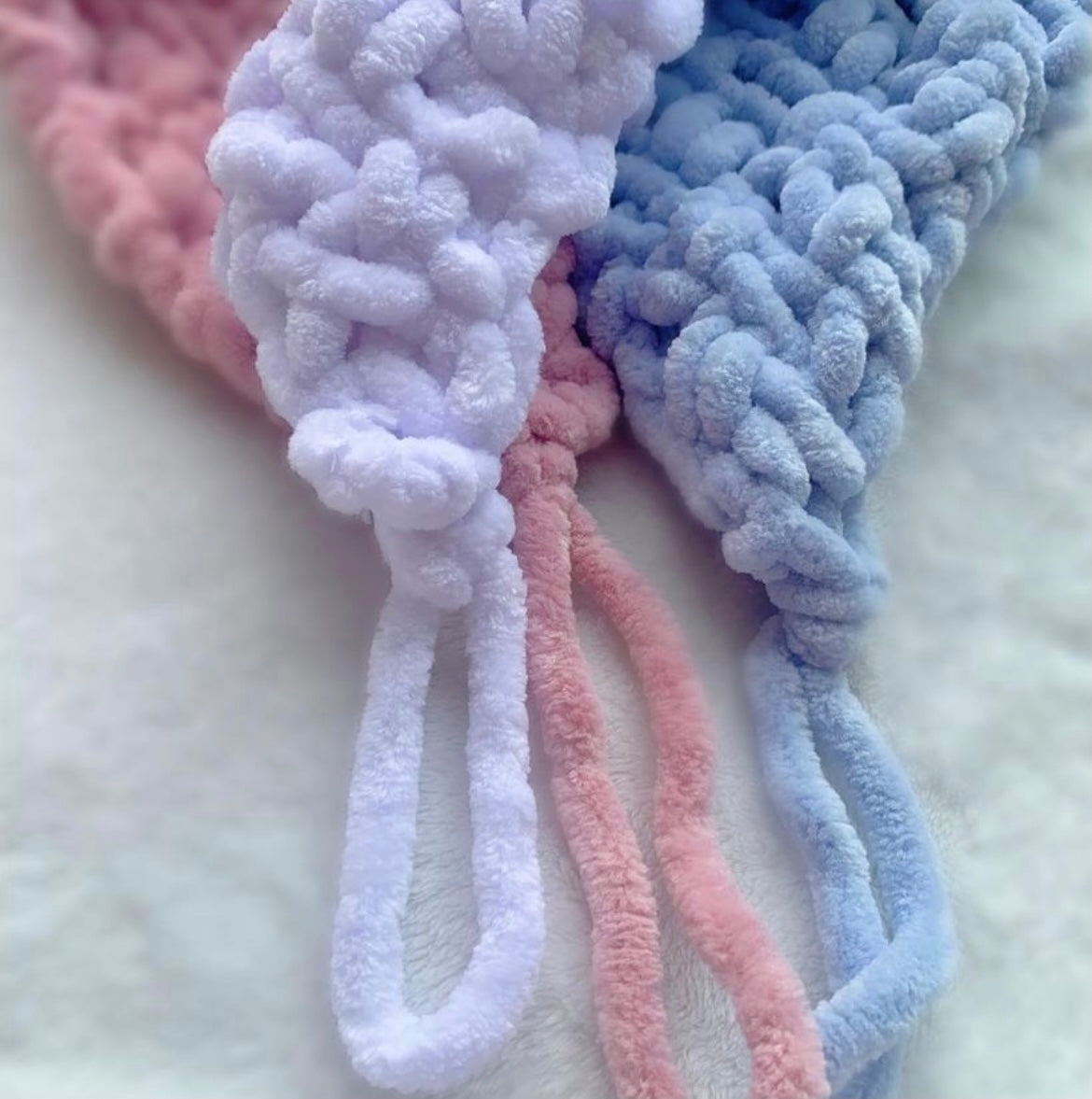 Hand-Knitted Baby Comforter with Dummy Loop – Chenille Snuggle