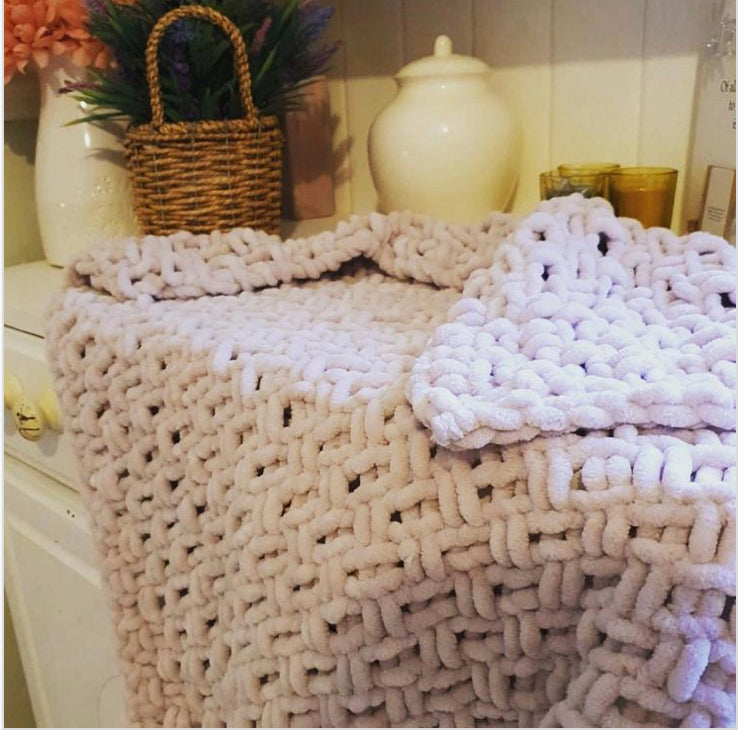 Hand-Knitted Chenille Toddler Blanket | Ultra-Soft, Cosy & Lightweight Comforter (70x90cm)