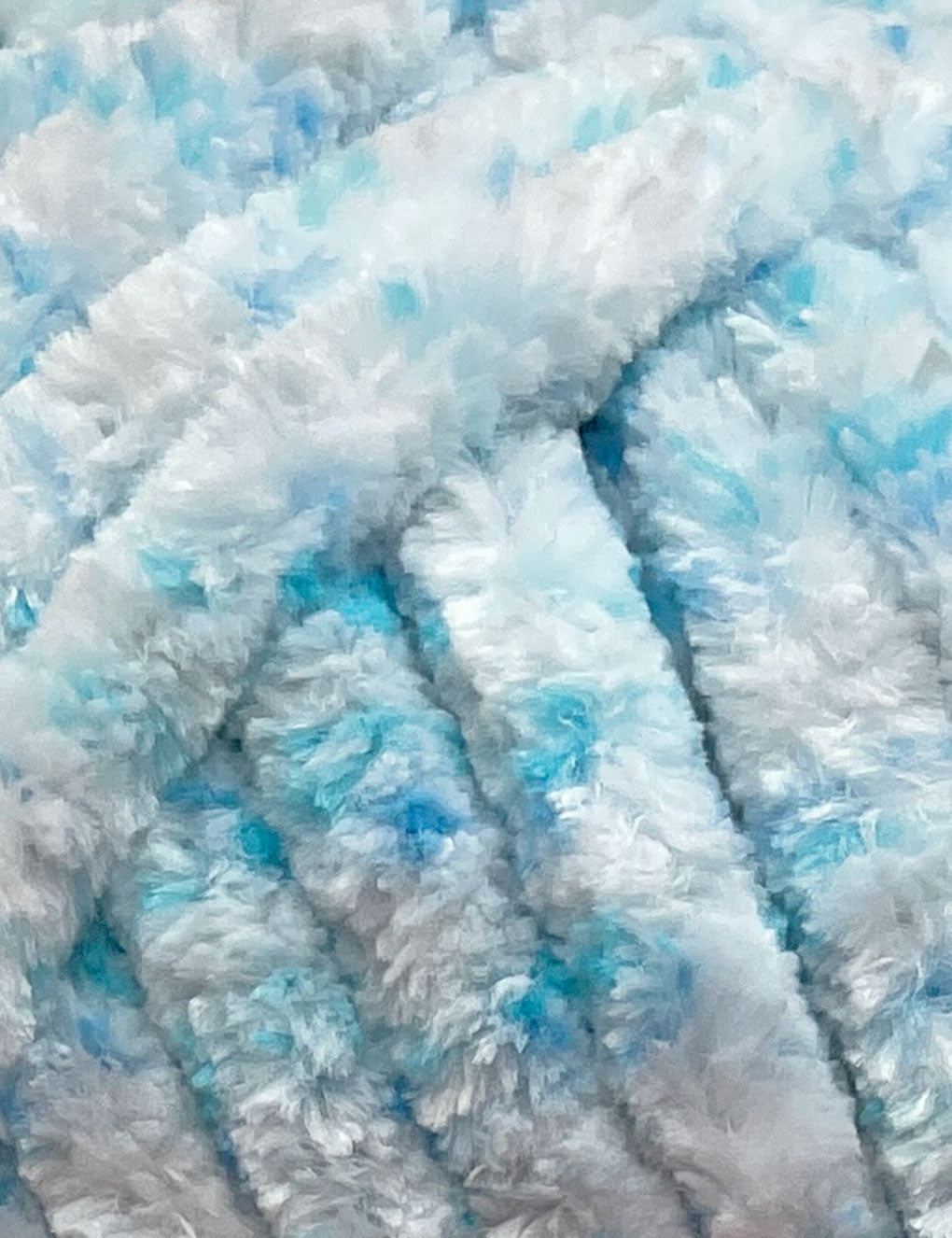 Hand-Knitted Chenille Toddler Blanket | Ultra-Soft, Cosy & Lightweight Comforter (70x90cm)