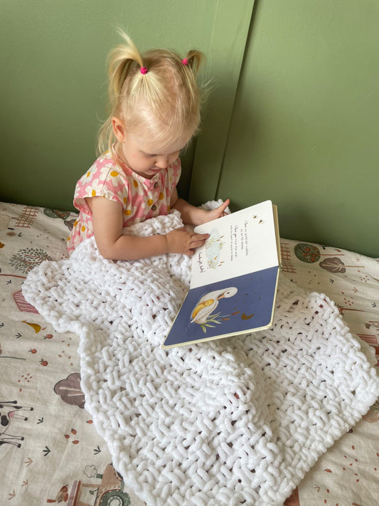 When Should You Move From a Cot Blanket to a Toddler Blanket?