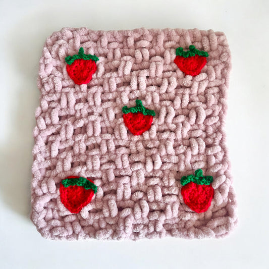 Strawberries Snuggle Squares - WITHOUT dummy loop