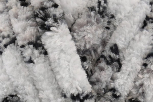 Snuggle Square - Grey Print