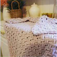 Load image into Gallery viewer, Toddler/Child Blanket - Super Chunky Chenille
